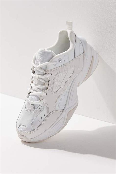 chunky white sneakers nike